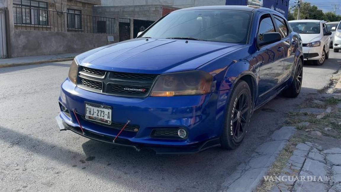 $!Este vehículo también terminó dañado.