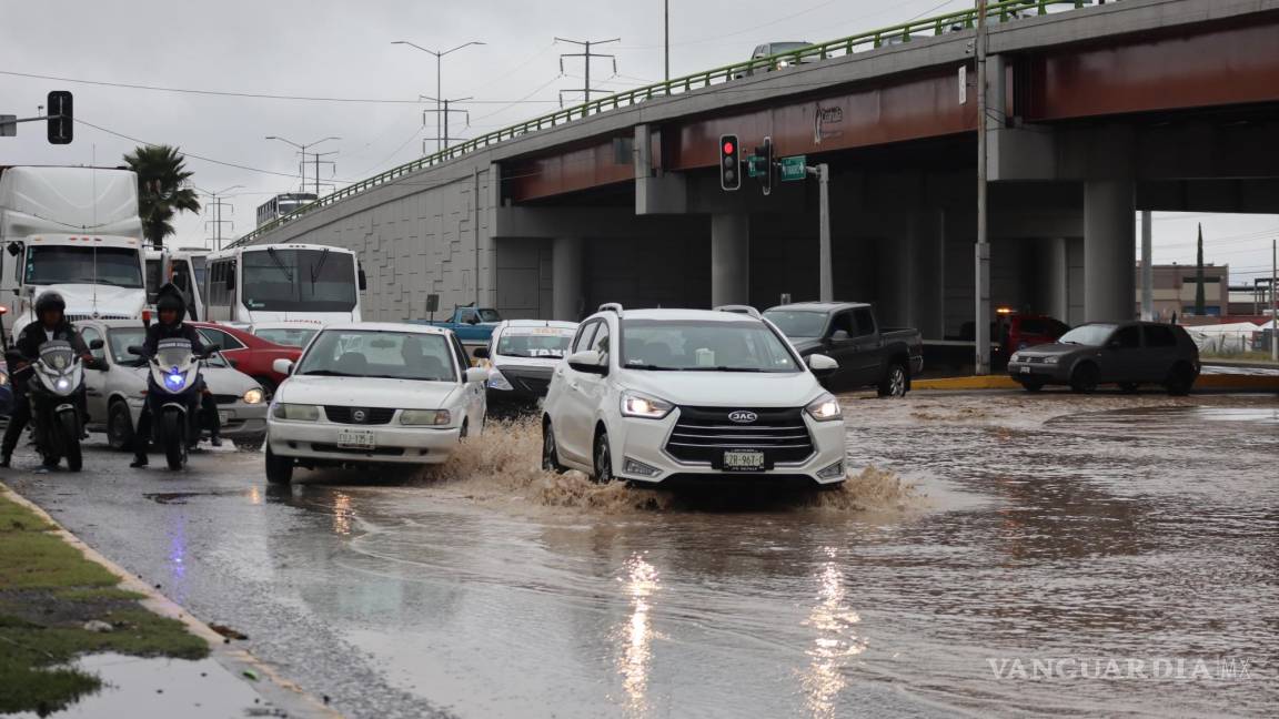 Afectan lluvias diversos puntos de Saltillo; ubica cuáles