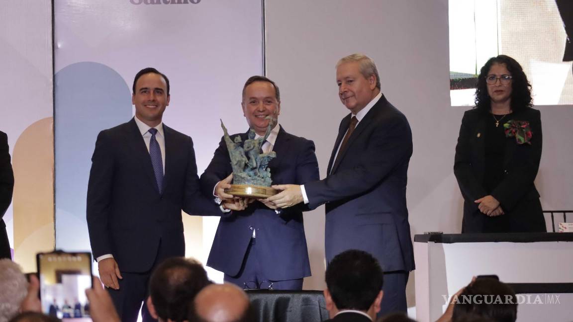 $!Todo un maestro en la cocina, el chef Juan Ramón Cárdenas invitó a poner los dones que Dios entrega, al servicio de la gente.