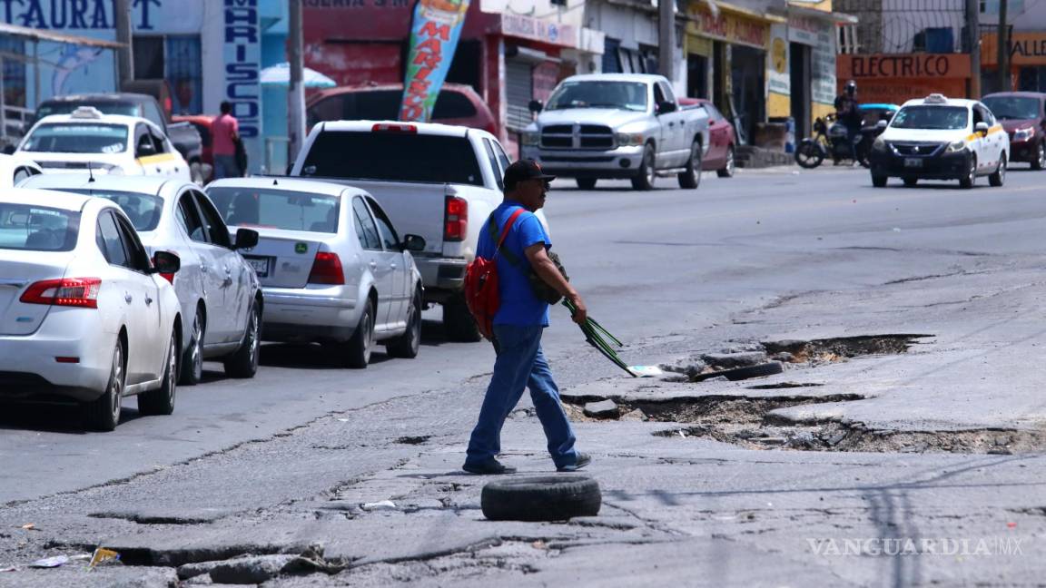 Lluvias empeoran baches en Saltillo, Ramos y Arteaga; falta diagnóstico del impacto