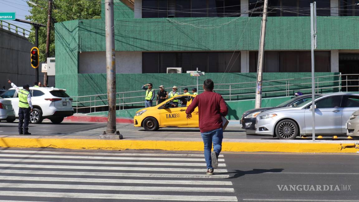 Entran en funcionamiento cambios de cruceros y semáforos inteligentes en el V. Carranza de Saltillo