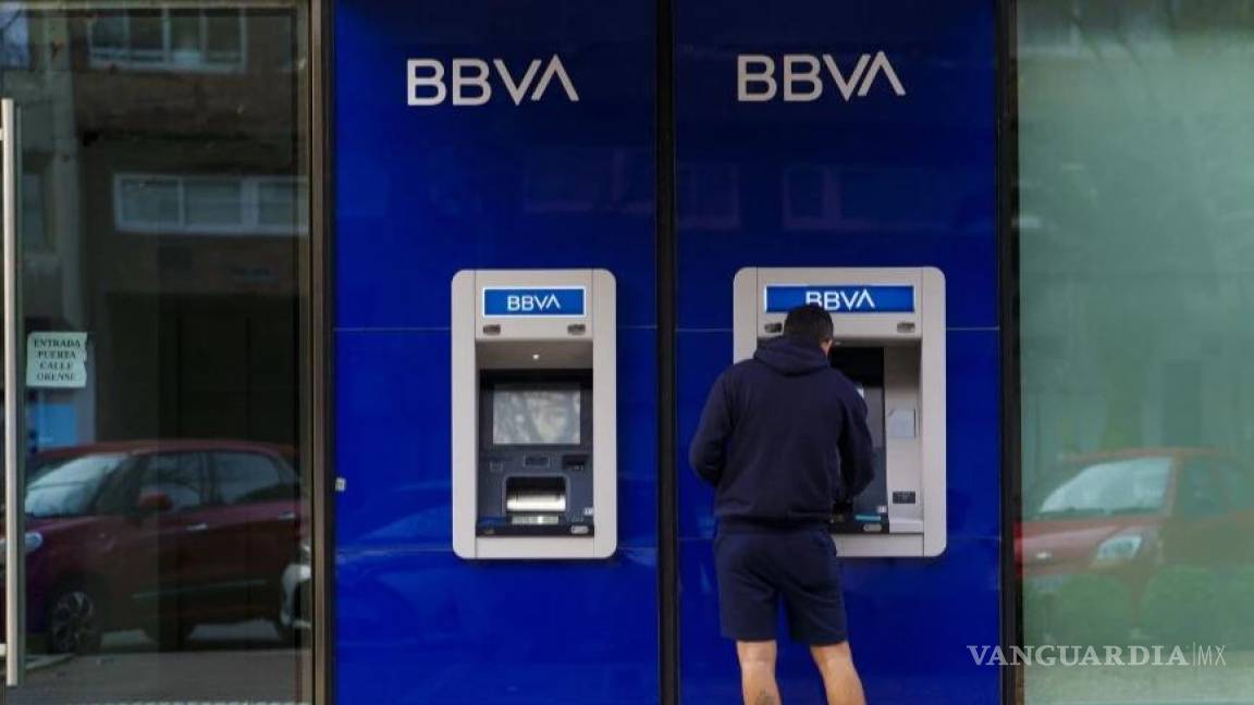 ¿BBVA desaparecerá cuentas bancarias?... advierten a clientes por cierre masivo a partir del 16 de agosto