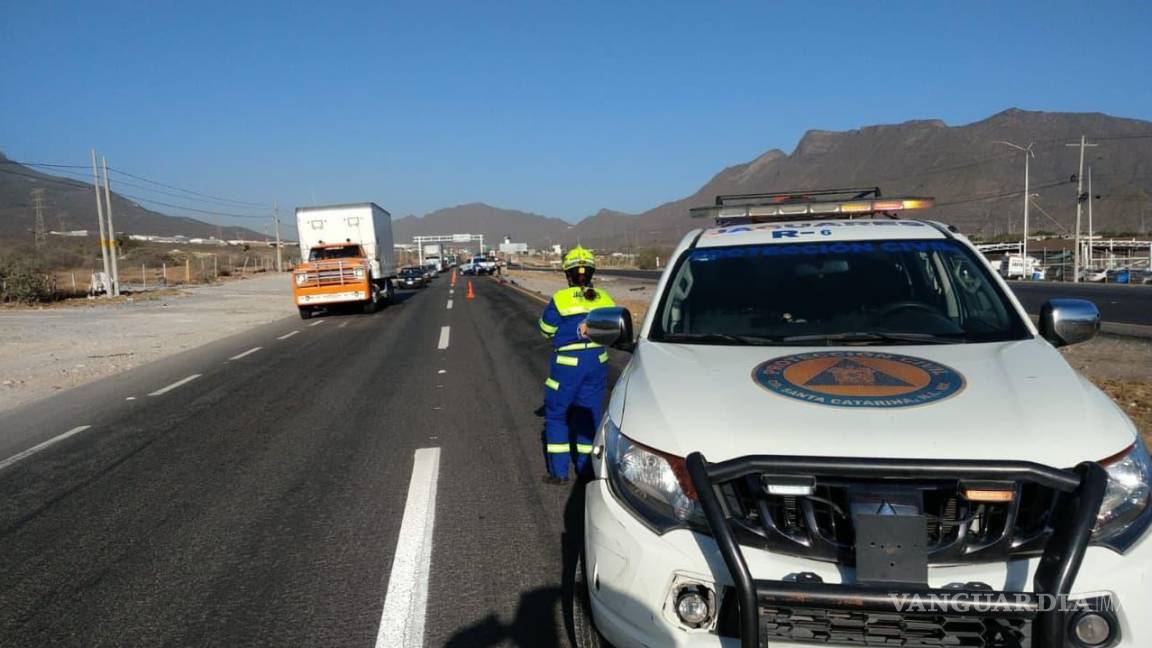 Mueren dos mujeres en carretera Torreón-Saltillo al caer en arroyo