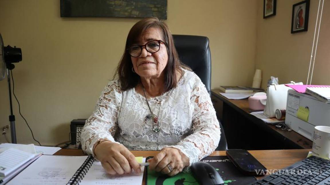 $!Juana María Mendoza, meteoróloga, detalló cómo la tormenta tropical ‘Alberto’ se degradará a depresión tropical al pasar por Saltillo. FOTO: HOMERO SÁNCHEZ/VANGUARDIA