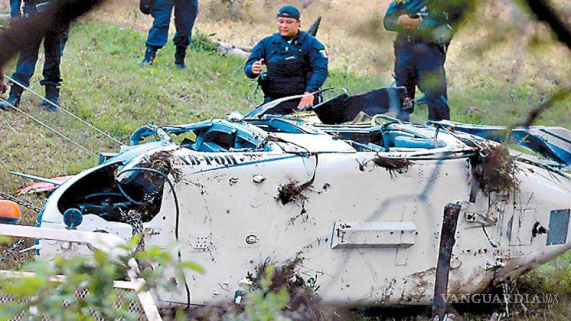 Desplome del helicóptero en Sultepec fue por reacción a un ataque: Autoridades