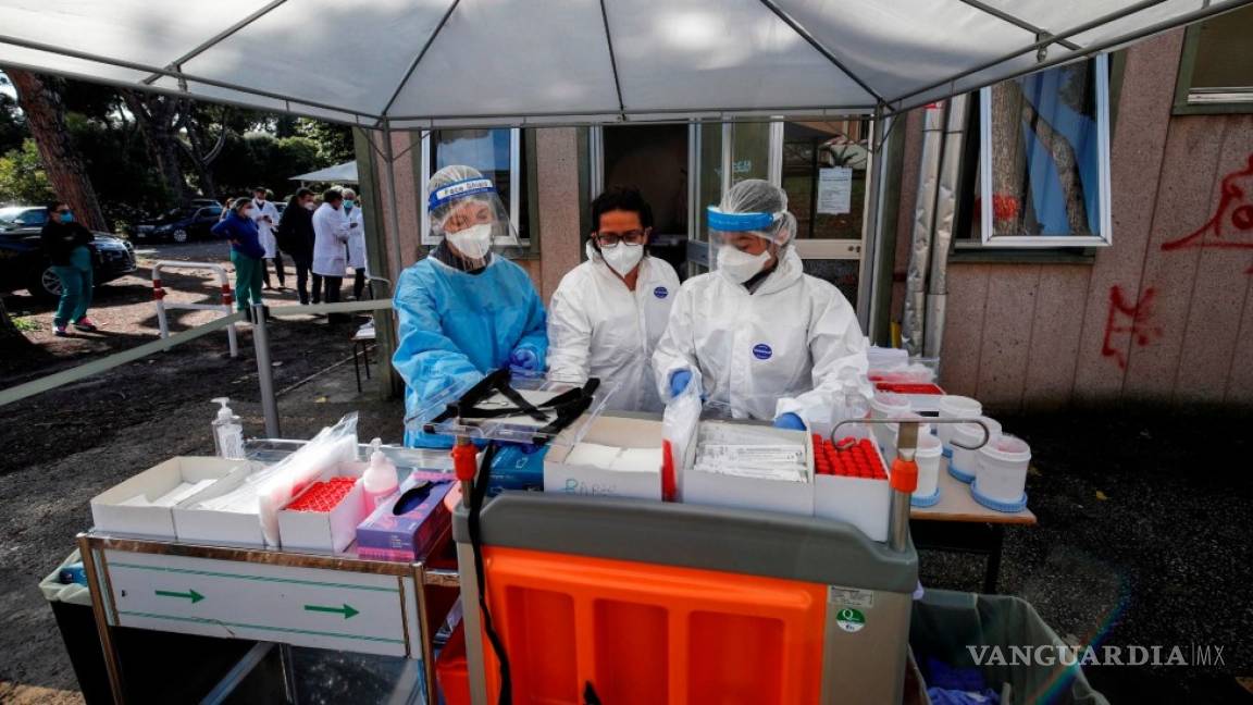 Italia supera por primera vez los 30 mil contagios de coronavirus en un día
