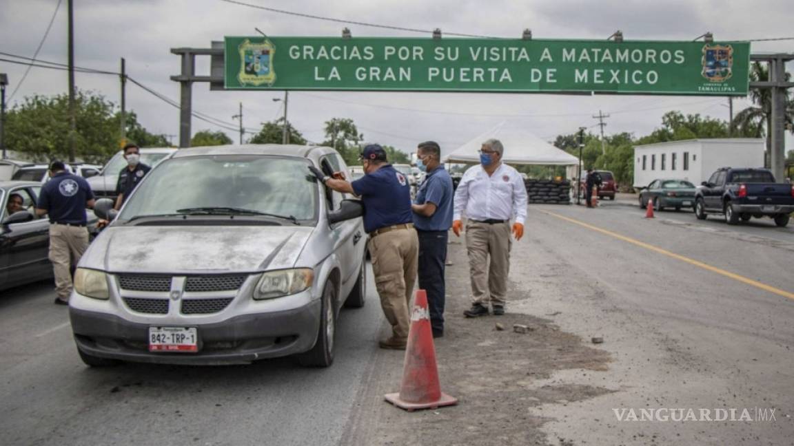 Retornan a Texas a 70 automovilistas por desacatar medidas sanitarias en Matamoros