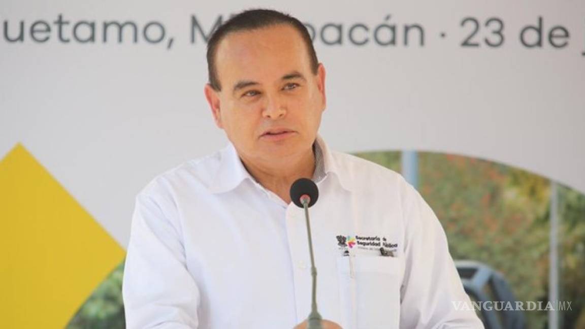 Mueren titular de SSP y director de Seguro Popular tras caída de helicóptero en Michoacán