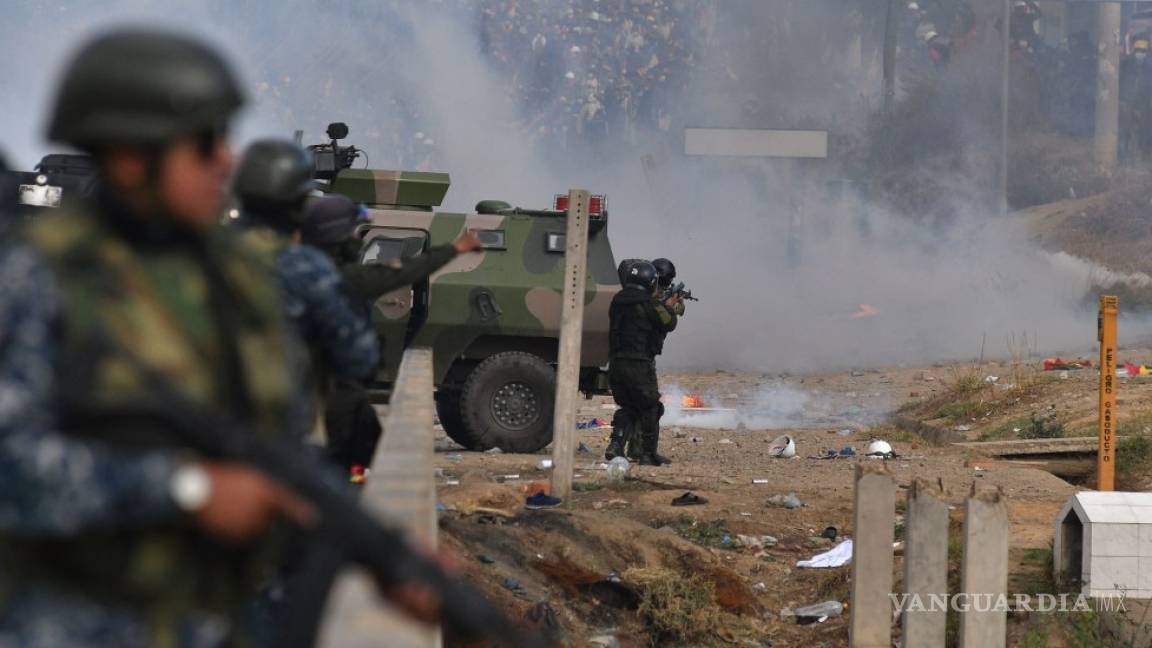 Suman 7 muertos por enfrentamientos entre policía y ciudadanos en Bolivia