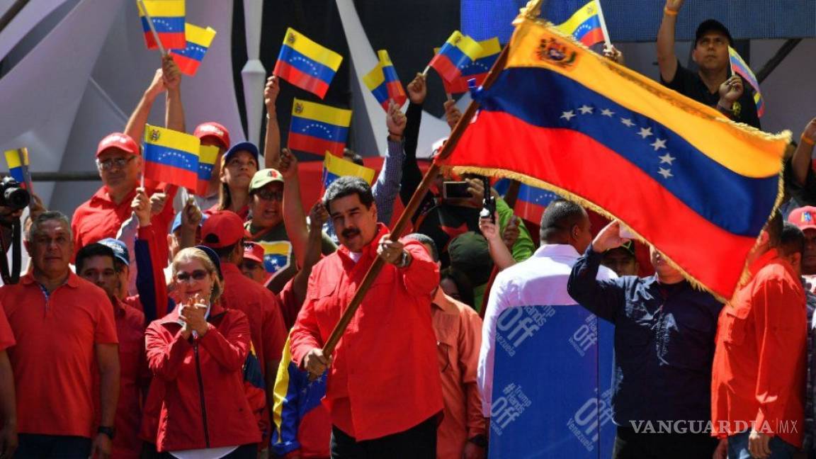 Maduro rompe relaciones con Colombia y ordena salida de diplomáticos en 24 horas