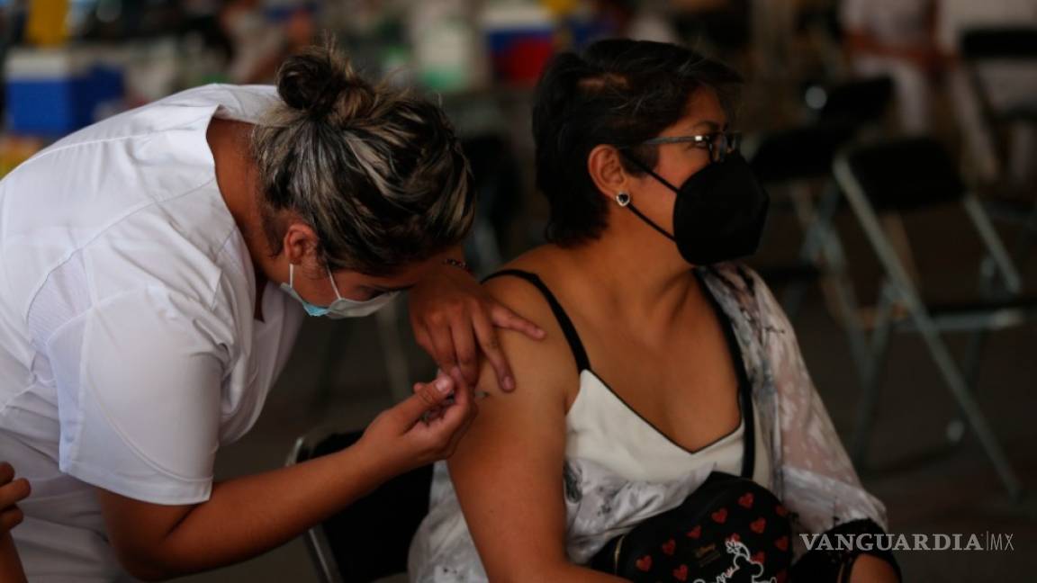 México registra récord de más de 600 mil vacunas aplicadas en un día