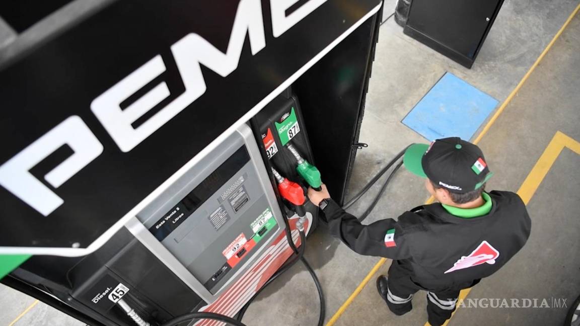 Cayeron 33.02% los ingresos de Pemex por venta de gasolinas