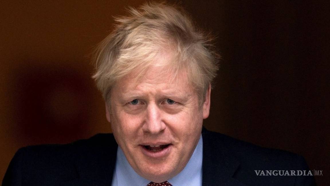Piden a Boris Johnson tomar medidas adicionales, en Reino Unido, para frenar segunda ola de contagios de COVID-19