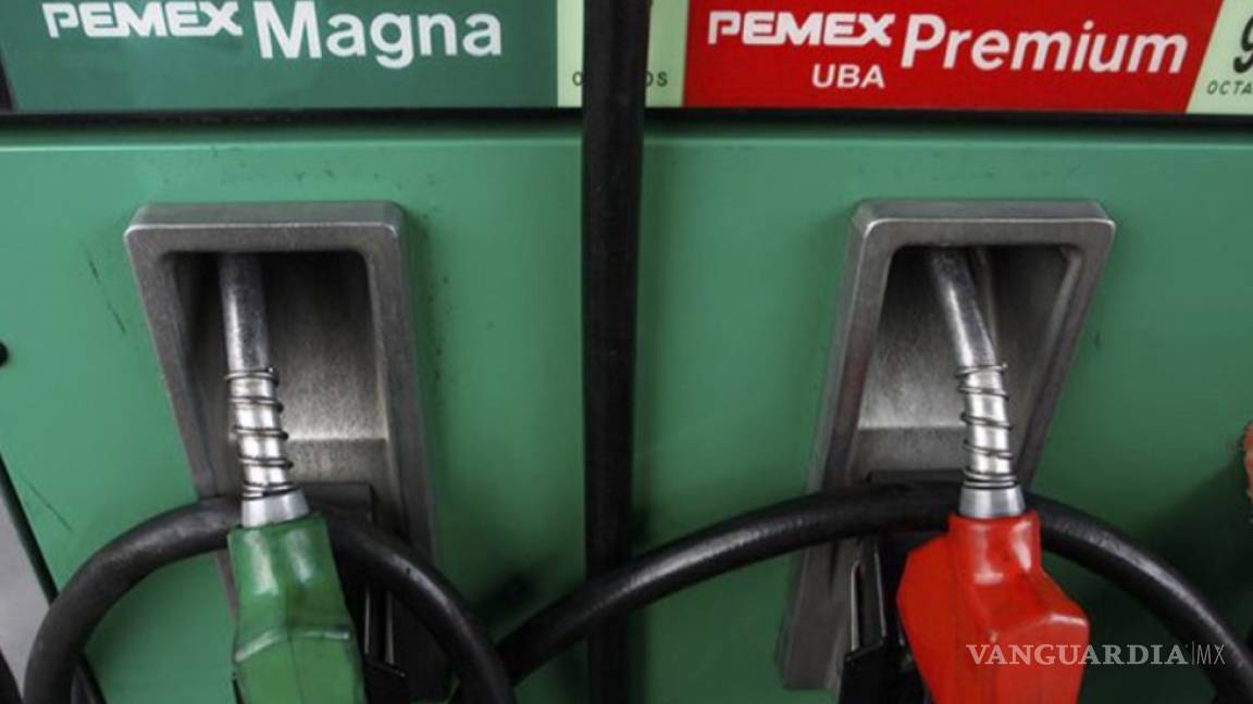 Cae cinco pesos el litro de gasolina en Saltillo, por debajo de los 14 pesos
