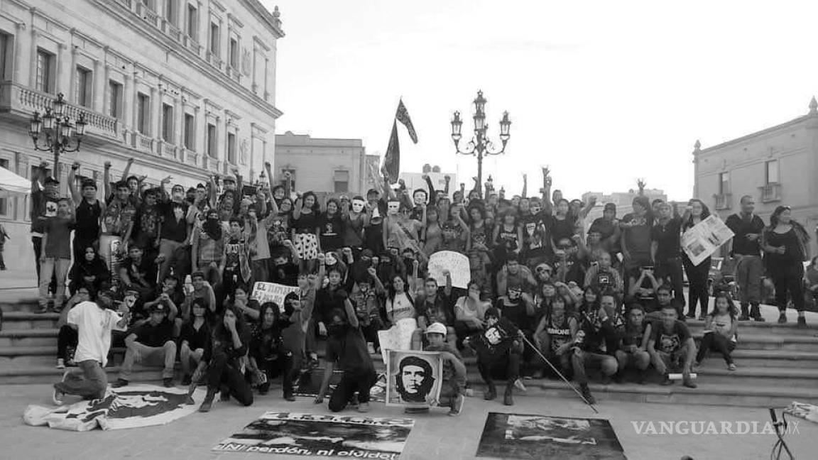 Activistas de Saltillo conmemoran el 2 de octubre y Ayotzinapa con eventos culturales y memoria histórica