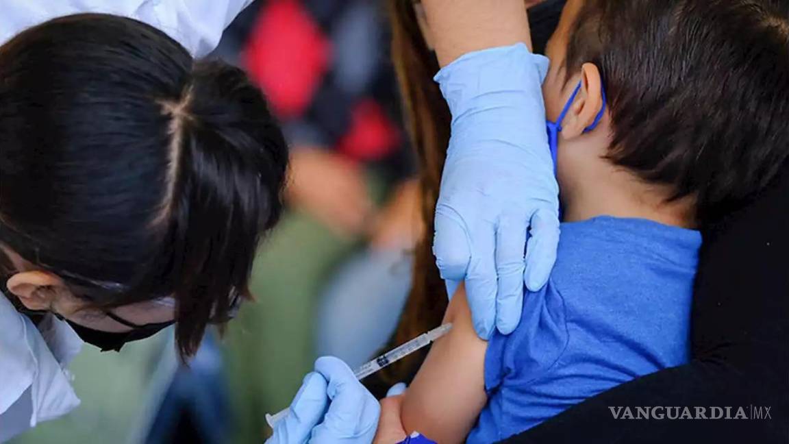 Cinco menores con amparo en NL esperan recibir vacuna contra COVID