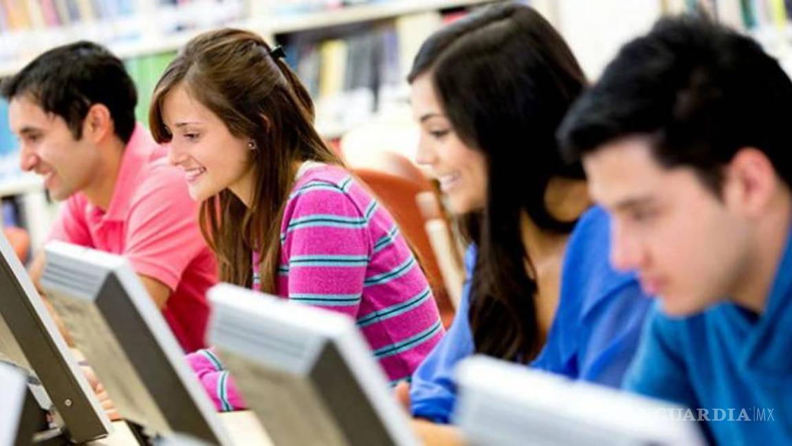 $!México, con menos universitarios pero muy bien pagados: OCDE