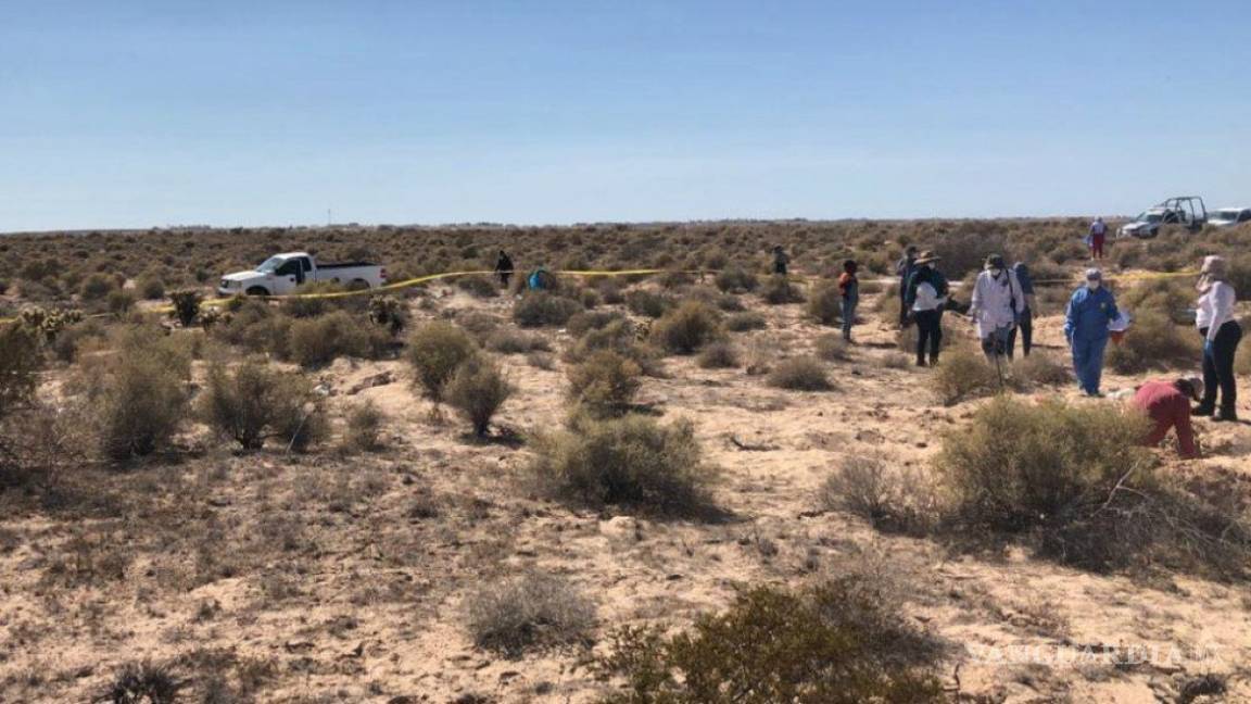 Encuentran 13 cuerpos enterrados en carretera de Sonora