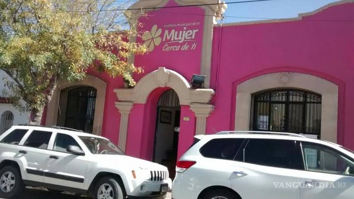 Aún en suspenso titular del Instituto de la Mujer