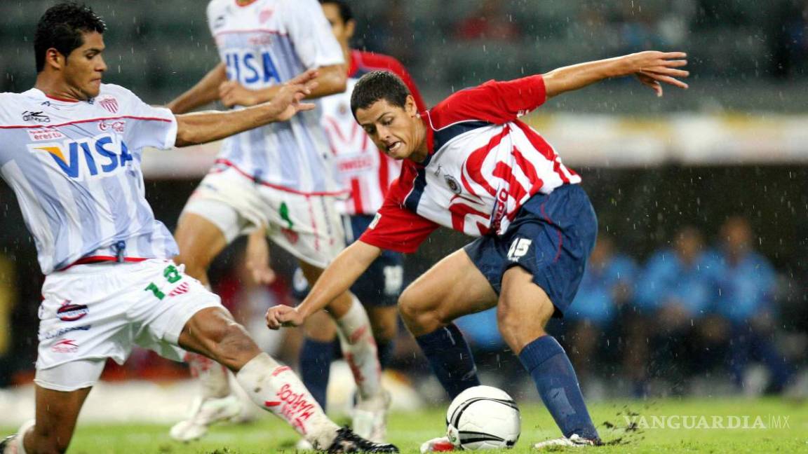 $!Chicharito repite cumpleaños con la Selección Mexicana