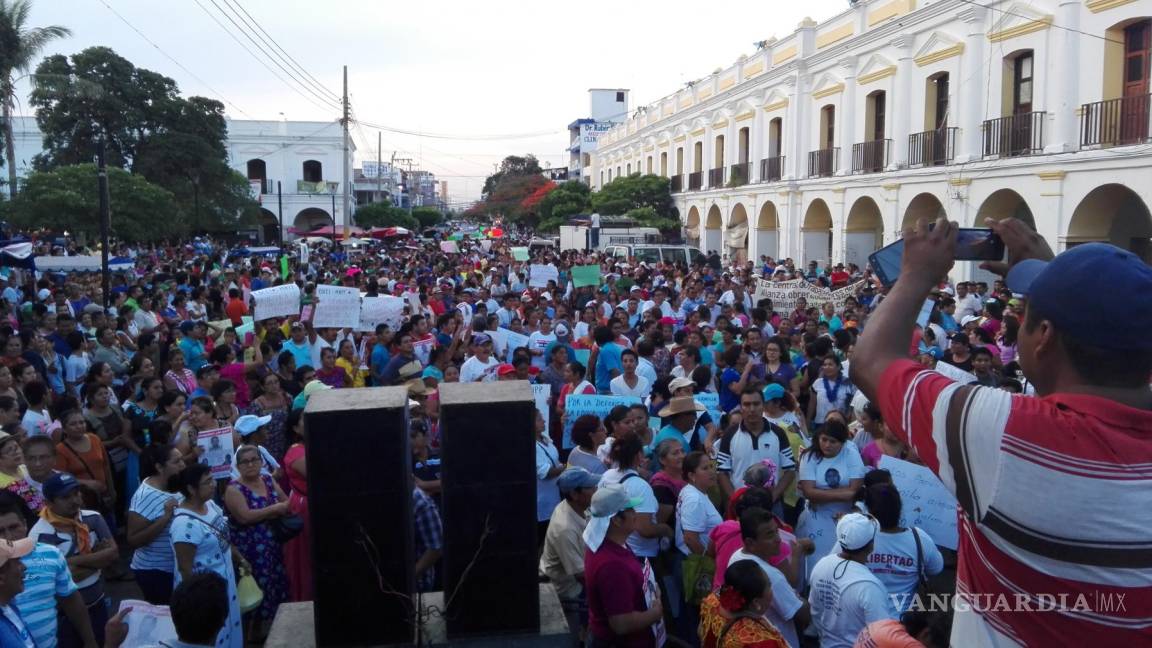 Acuerda Sección 22 continuar con protestas en Oaxaca