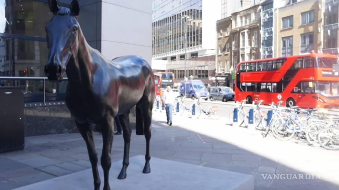 $!Sorprenden esculturas al aire libre a la City of London