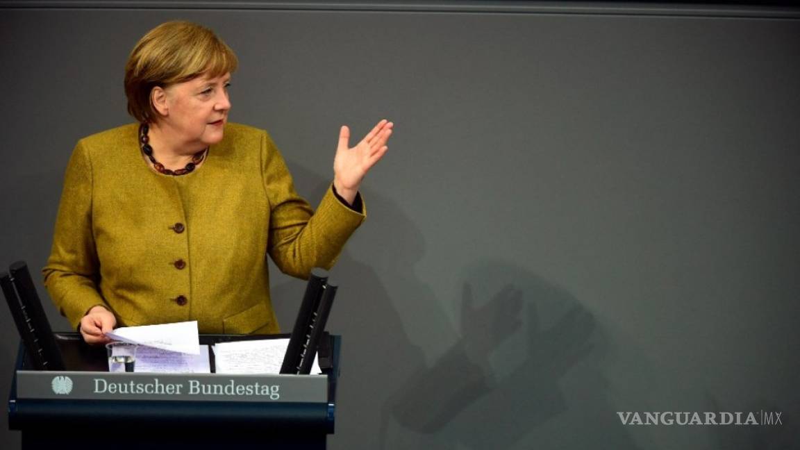 Merkel defiende prolongación de restricciones por COVID-19, pero con meta de levantarlas
