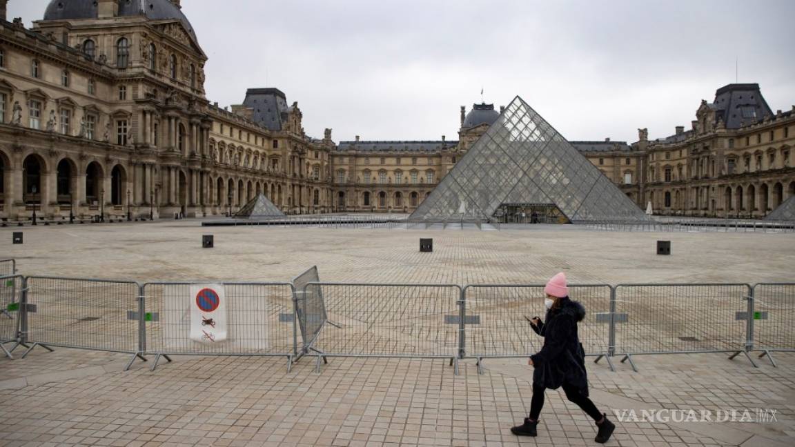 Francia inicia toque de queda ampliado para frenar el agravamiento de la pandemia