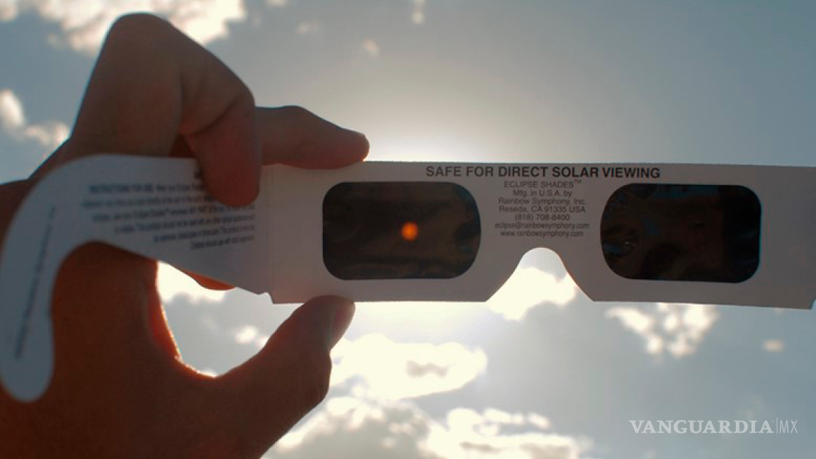 La SEP emite recomendaciones para ver el eclipse de sol del 8 de abril, cuáles son