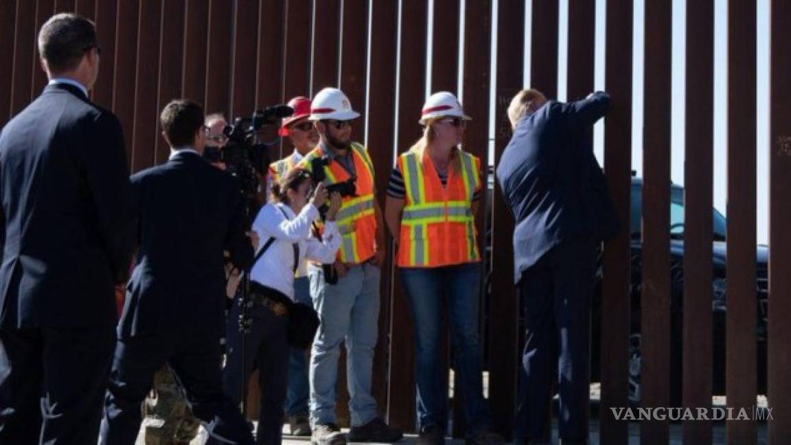Trump lanza amenaza a México después de firmar muro fronterizo