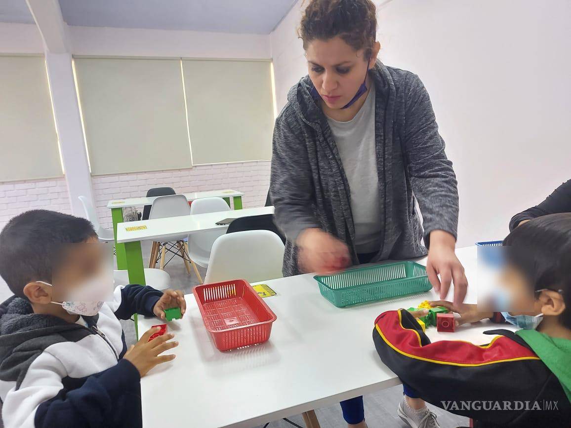 $!De escuela en escuela los niños autistas desfilan sin encontrar una opción de inclusión. Lo único que buscan es que no los discriminen.