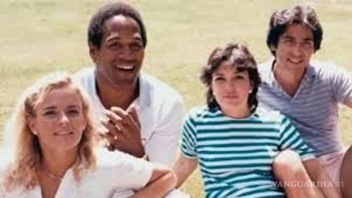 $!El encuentro sexual entre Kris Jenner y O.J. Simpson que la mandó al hospital y terminó su matrimonio con Rob Kardashian