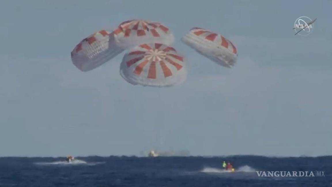 Así aterrizó la nave de SpaceX al volver a la Tierra