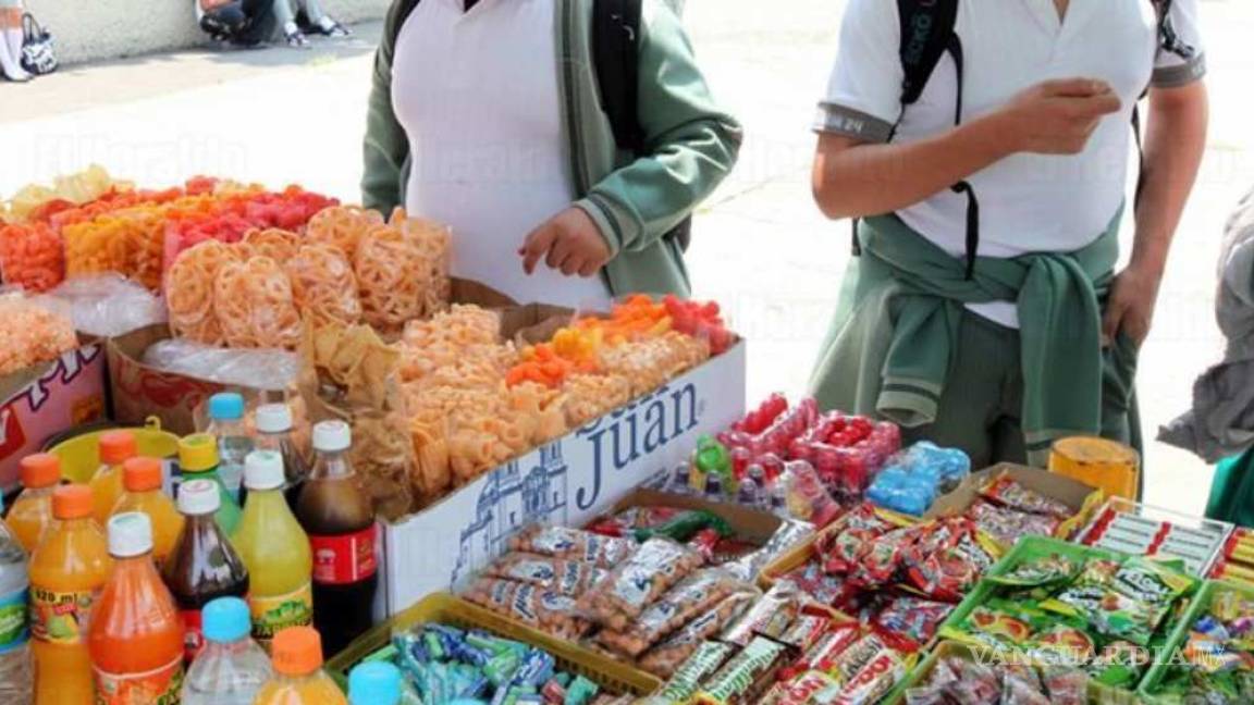 Proponen en Saltillo prohibir venta de comida chatarra a niños