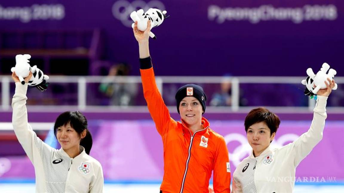 $!Patinadora holandesa rompe el récord olímpico en patinaje de velocidad