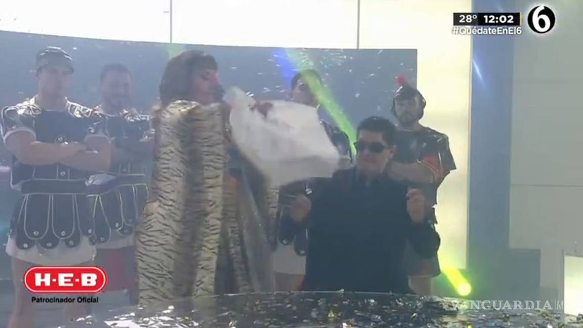 $!Maria Julia aparece como Emperatriz Romana tras victoria de Tigres en Clásico Regio