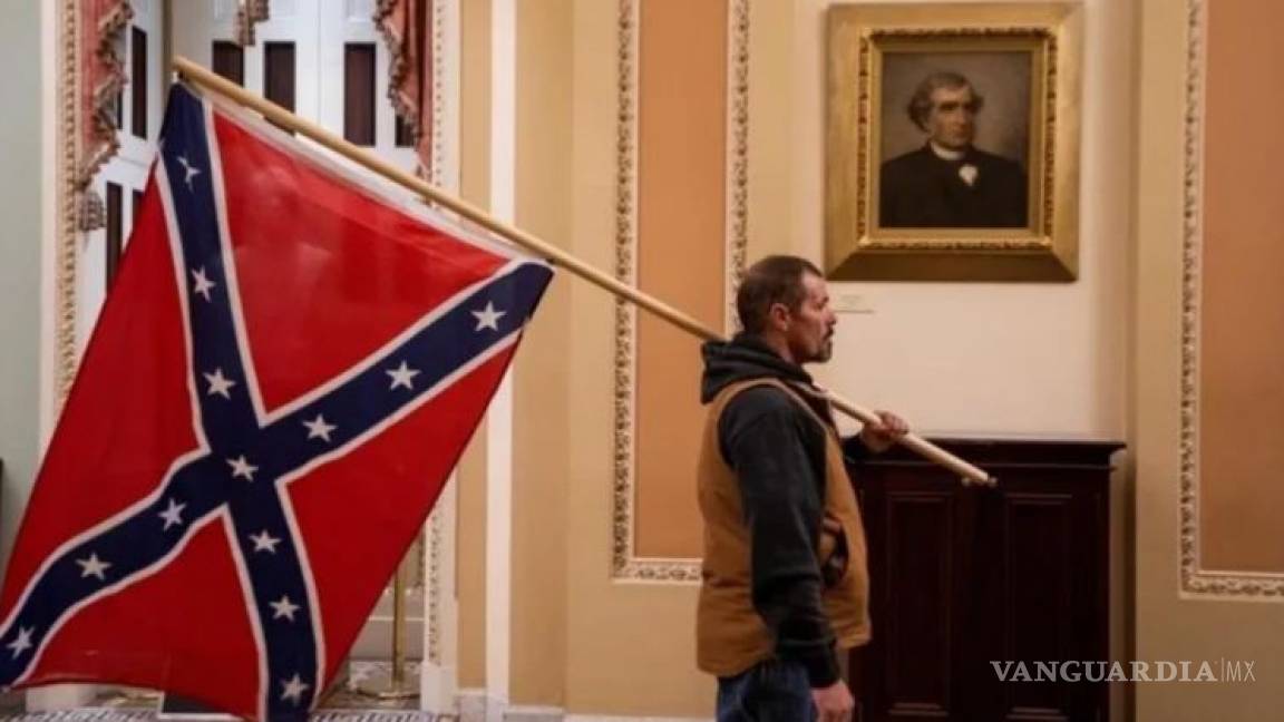 ¿Qué es la bandera confederada?... el símbolo que apareció en el asalto al Capitolio