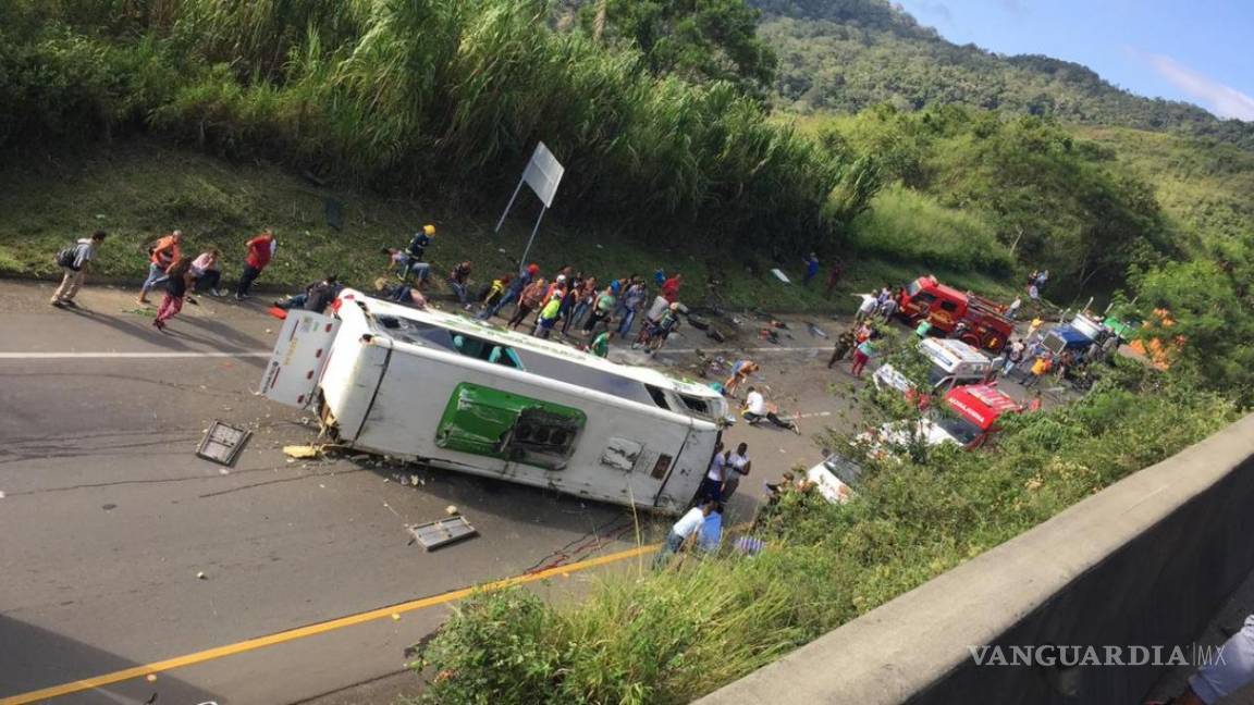 Accidente de autobús deja 8 muertos en Colombia