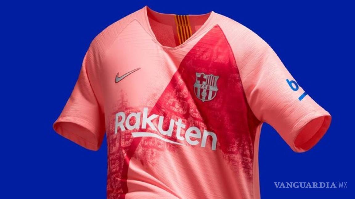Qué color es la nueva playera Barcelona?