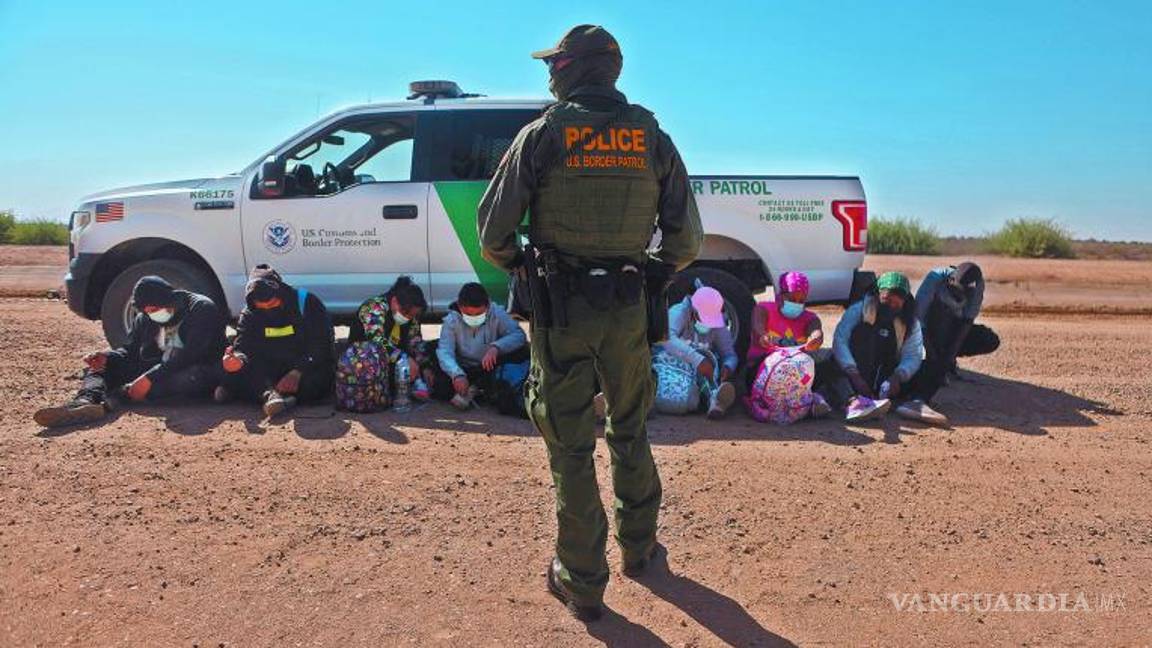 Interceptan a migrantes con dispositivos para ocultar huellas en Del Río, Texas