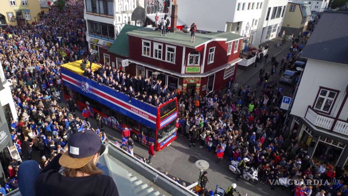 $!El Increible recibimiento a la selección de Islandia (video)