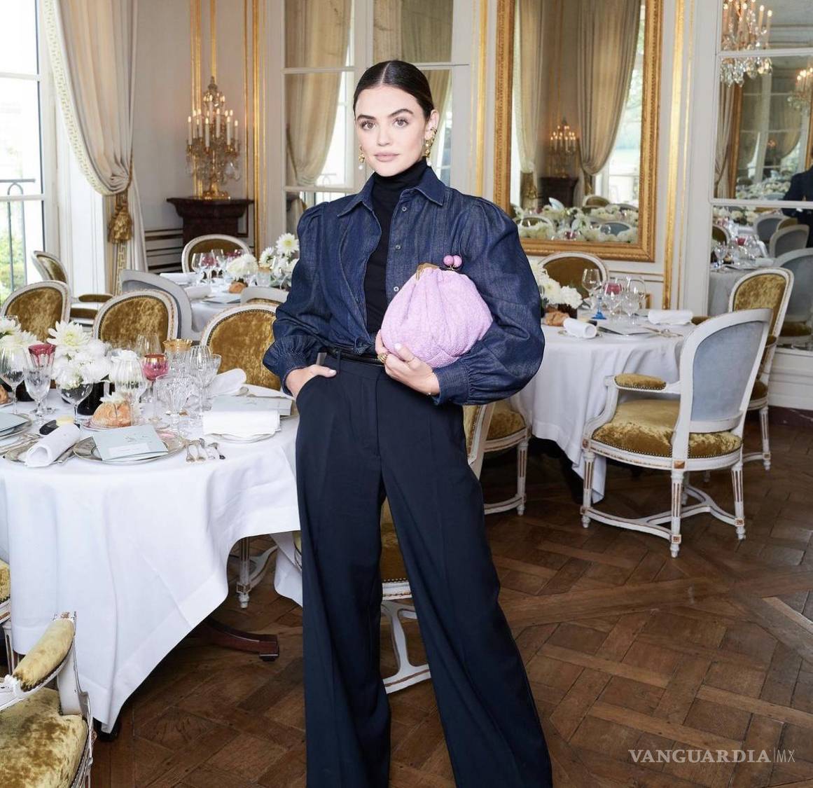 $!Karla Garza ha maquillado y peinado a distintas modelos, entre ellas a la actriz Lucy Hale.