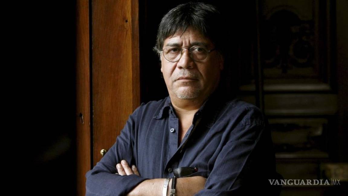 El escritor chileno Luis Sepúlveda está hospitalizado en España por coronavirus covid-19
