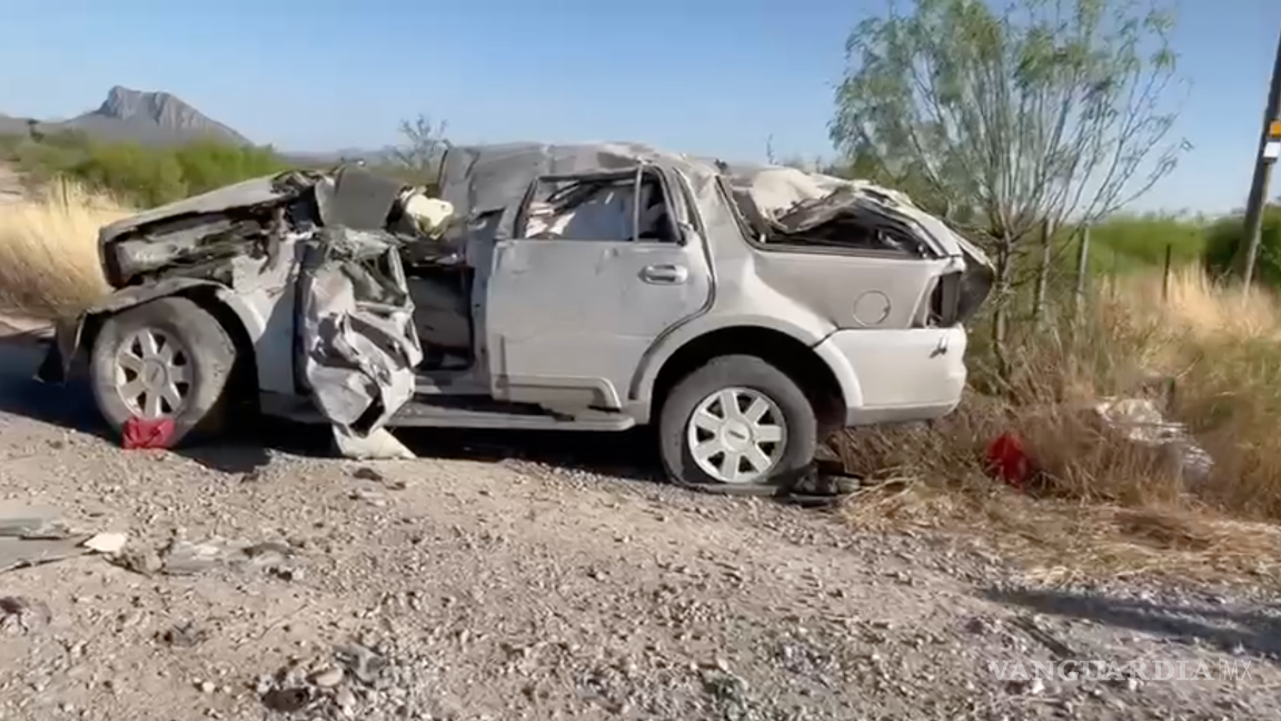 Muere hombre tras aparatosa volcadura por explosión de neumático en Escobedo, Coahuila