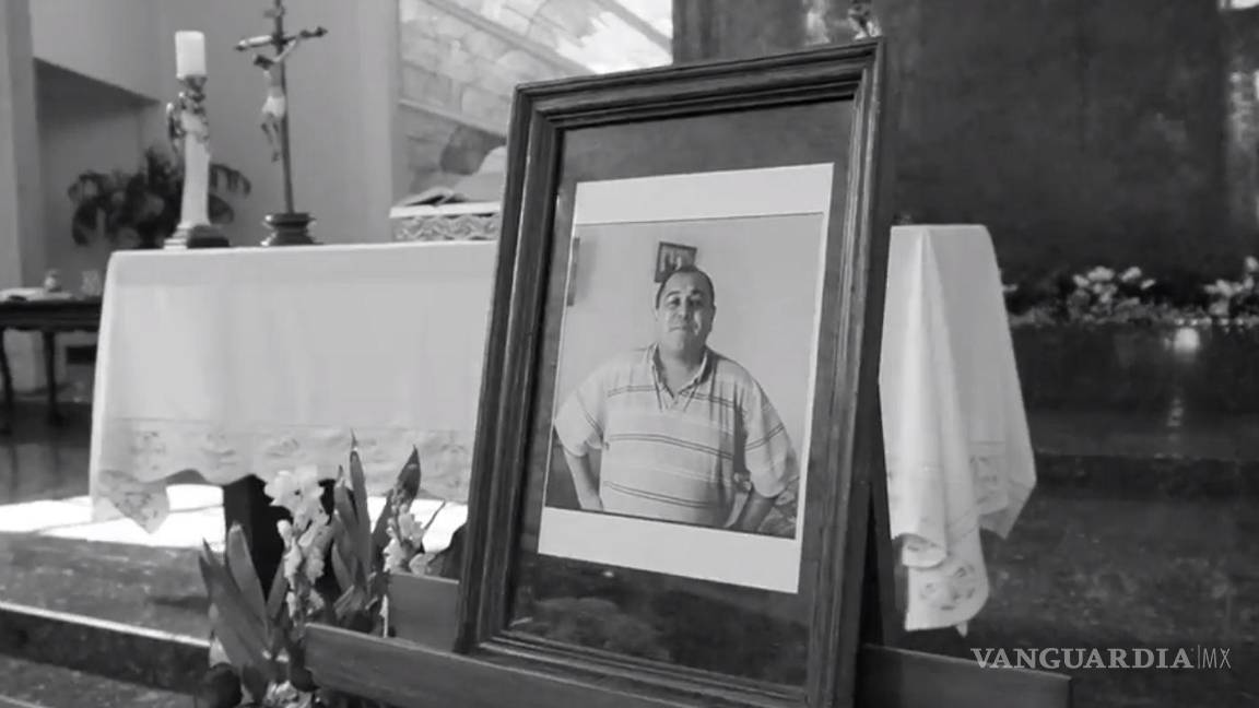 $!Dan el último adiós a Ricardo Salazar Pérez, mejor conocido como ‘El Apá’. Empresa transportista lamenta muerte de chofer en accidente vial de Los Chorros.