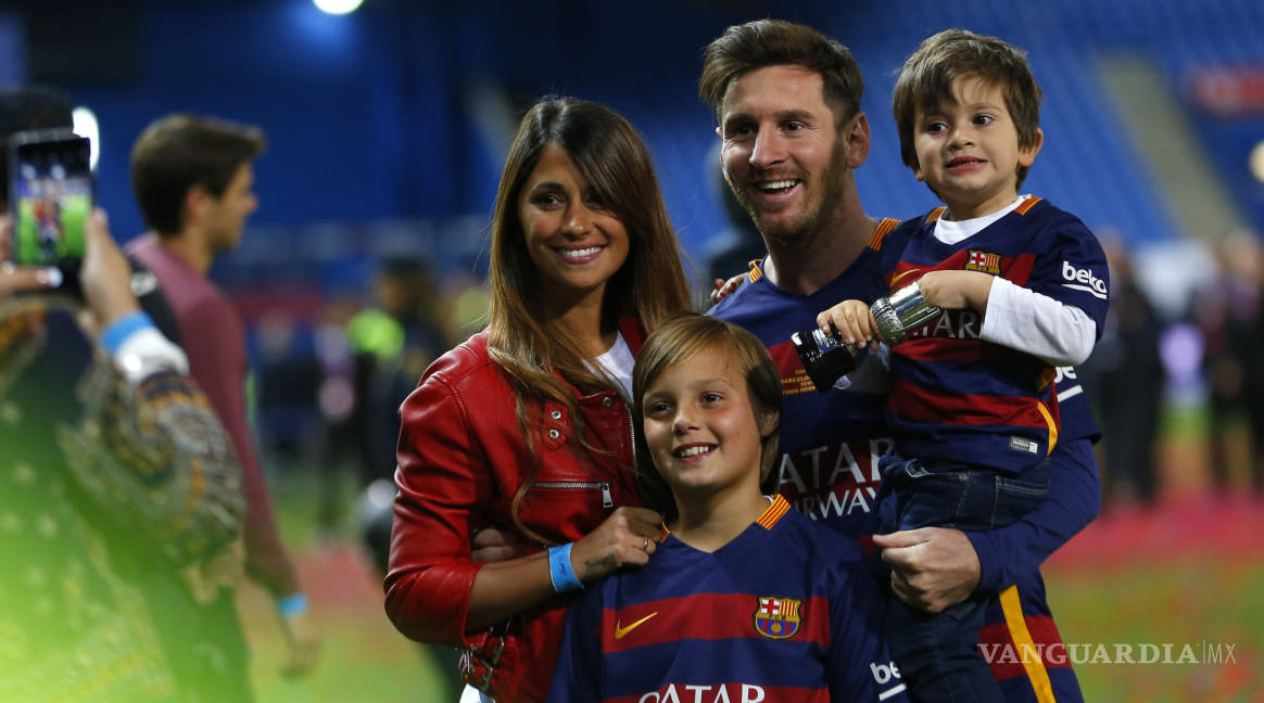 $!Así fue la reacción de Lionel Messi al conocer al hijo de Andrés Guardado