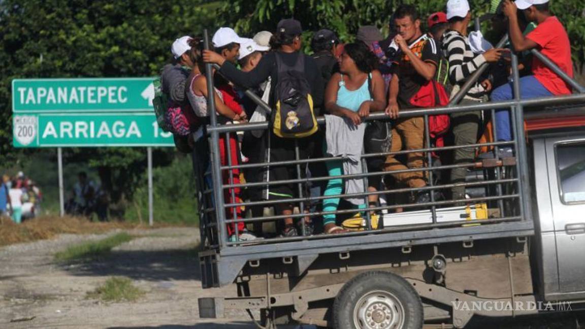 $!¿Cuál vigilancia? Ingresan más migrantes a México buscando reunirse con la primera Caravana
