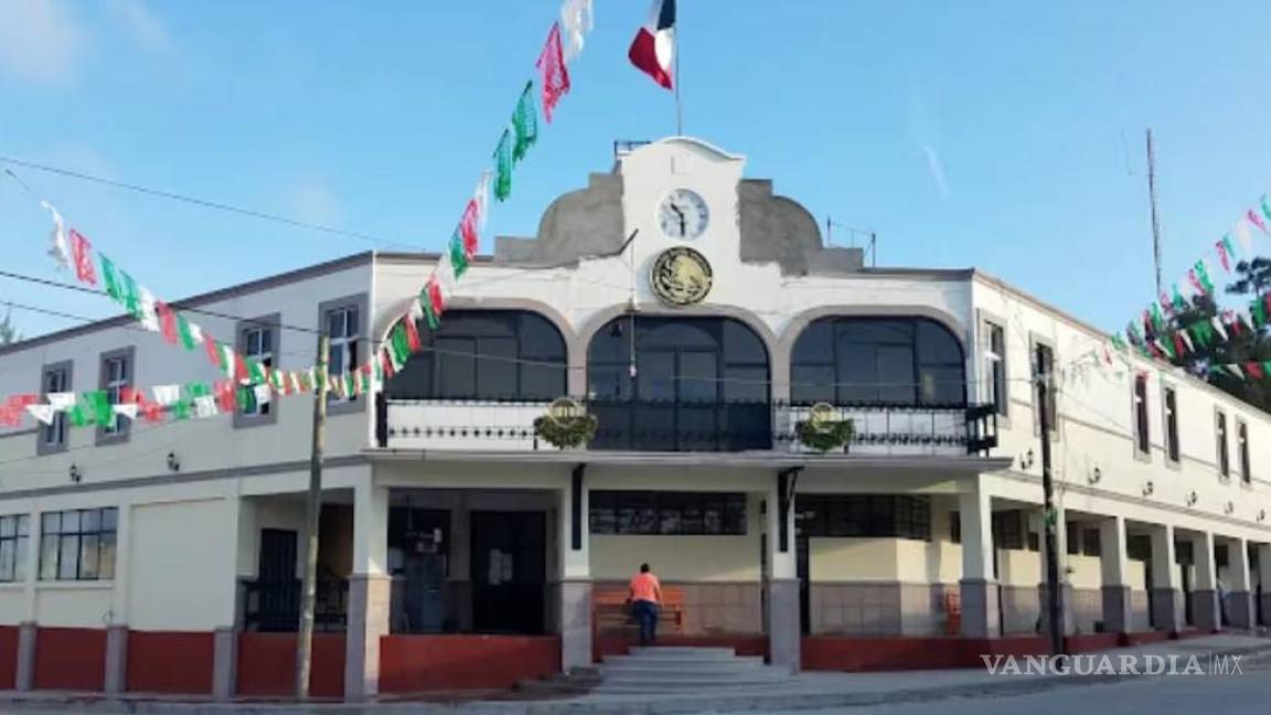 Dejan 5 cuerpos en presidencia municipal de Cárdenas, en San Luis Potosí