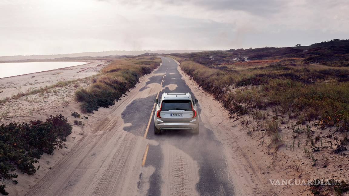 $!El Volvo XC90 se actualiza para ser más eficiente, más seguro y conectado