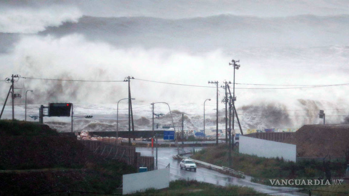 Mueren 11 personas tras paso de tifón “Lionrock” en Japón